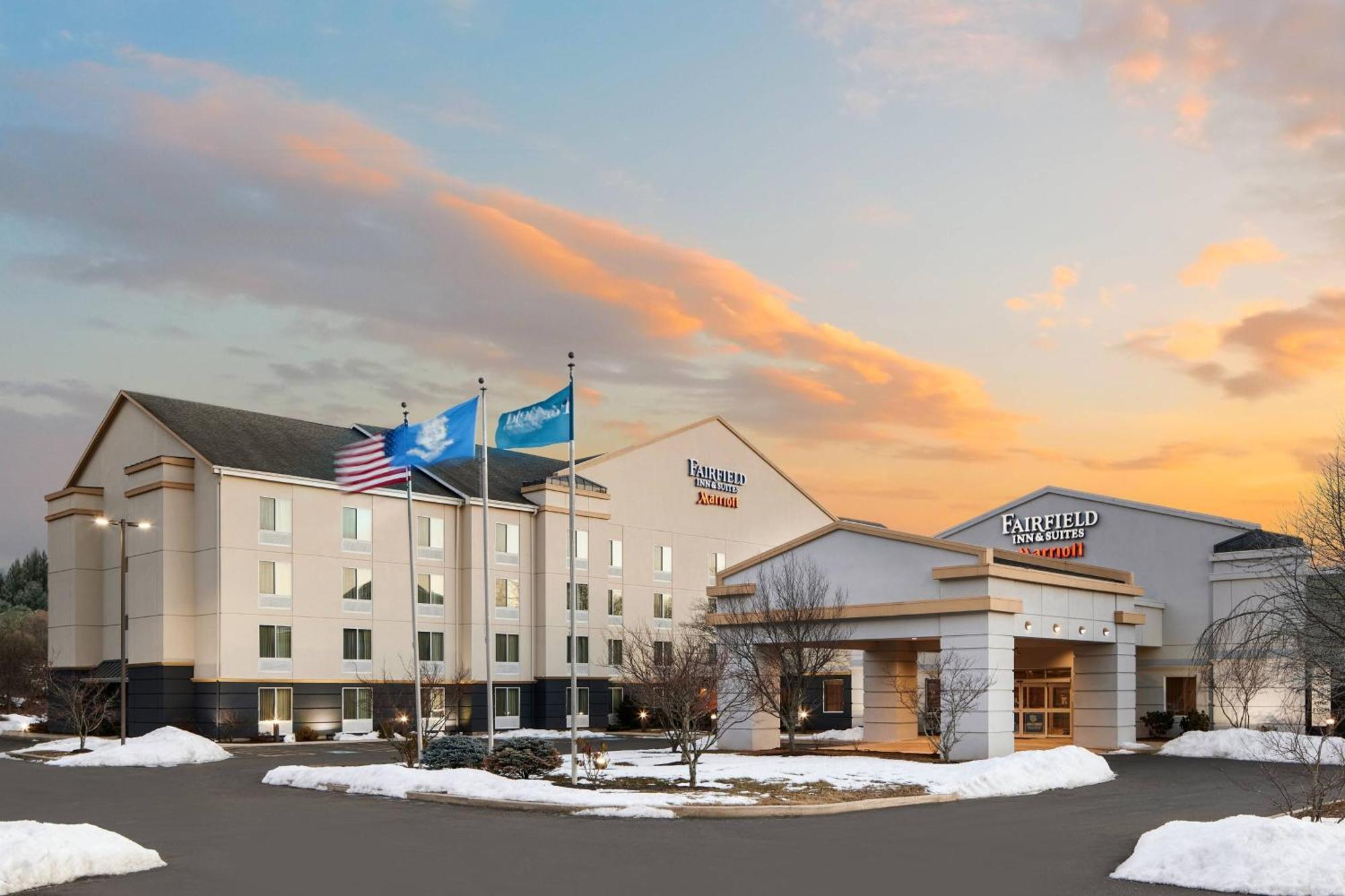 Fairfield Inn And Suites By Marriott Plainville Exteriör bild