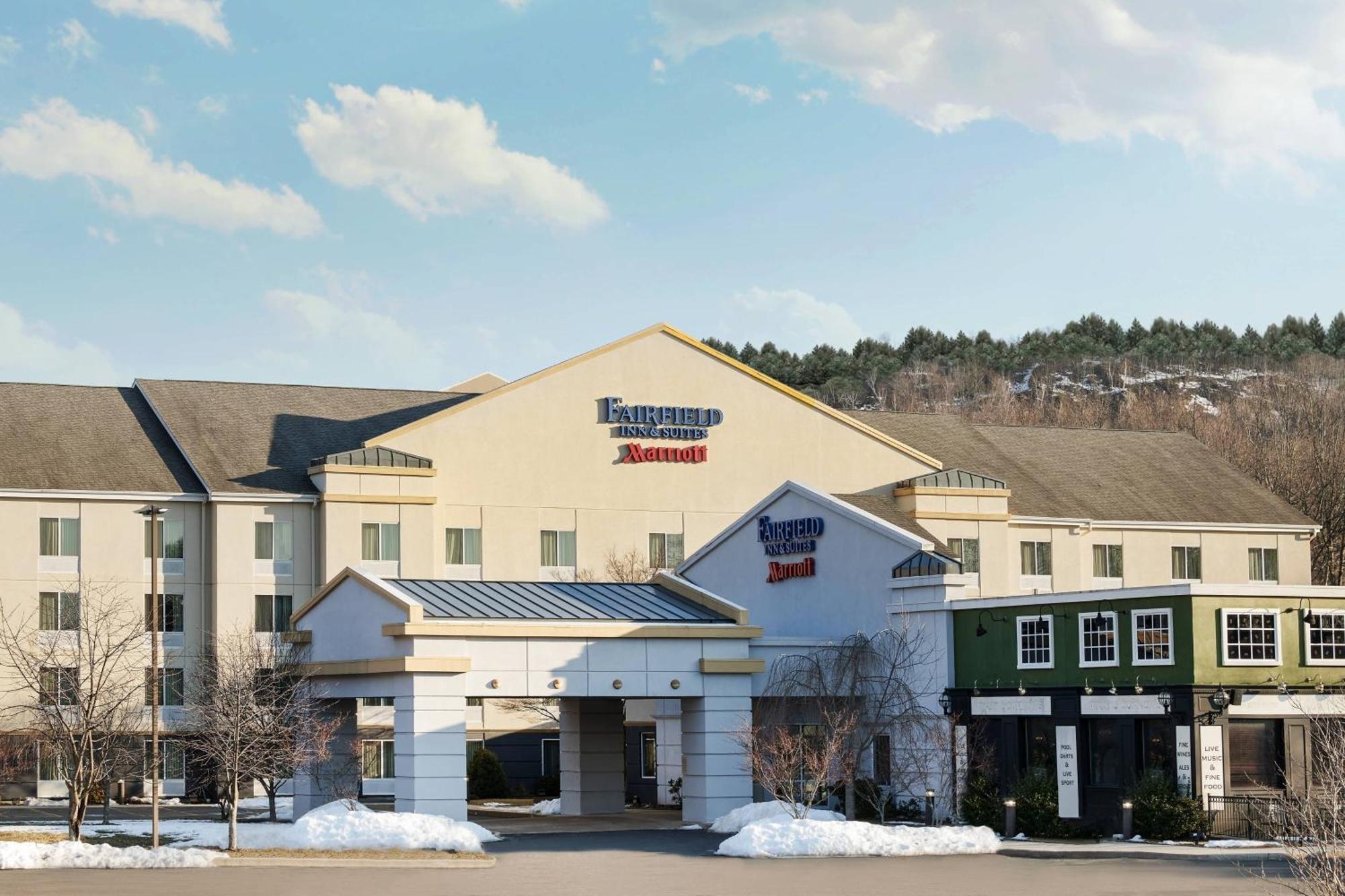 Fairfield Inn And Suites By Marriott Plainville Exteriör bild